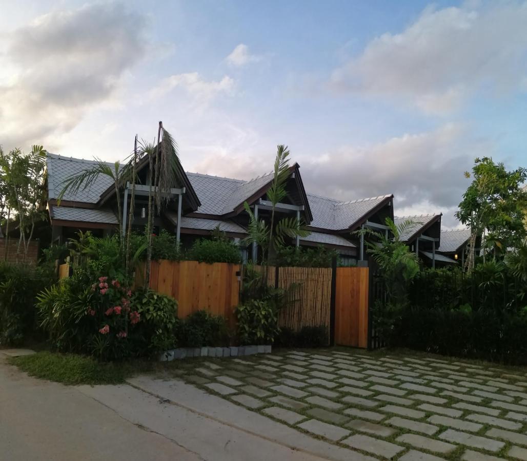 Jr Place Klongmuang-part Kültér fotó