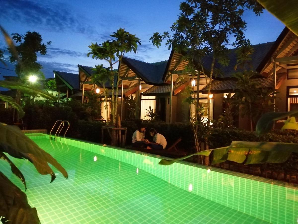 Jr Place Klongmuang-part Kültér fotó